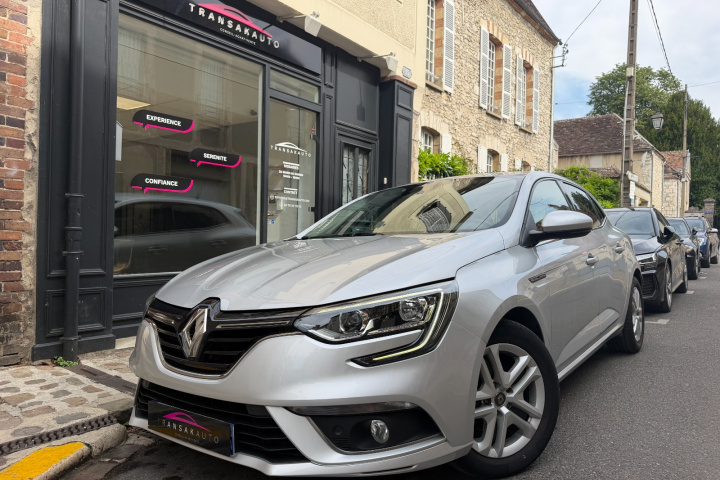 RENAULT MEGANE IV BERLINE BUSINESS