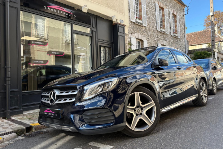 MERCEDES GLA