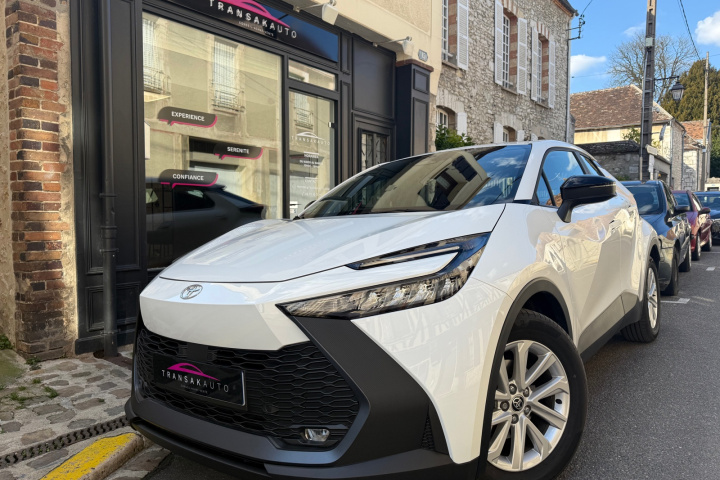 TOYOTA C-HR HYBRIDE MY23
