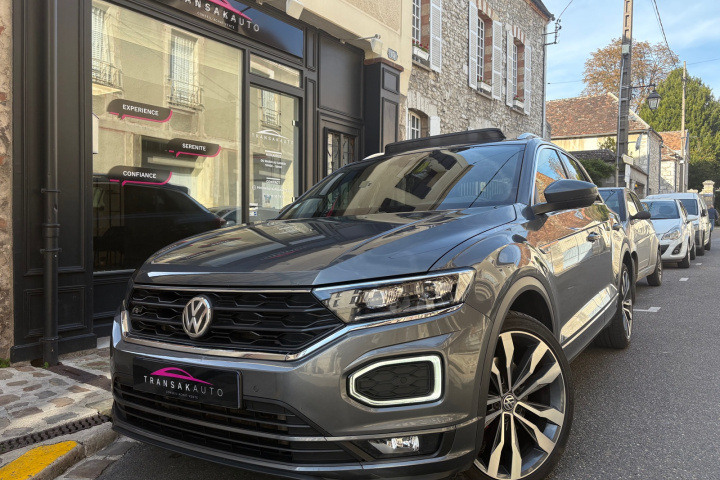 VOLKSWAGEN T-ROC